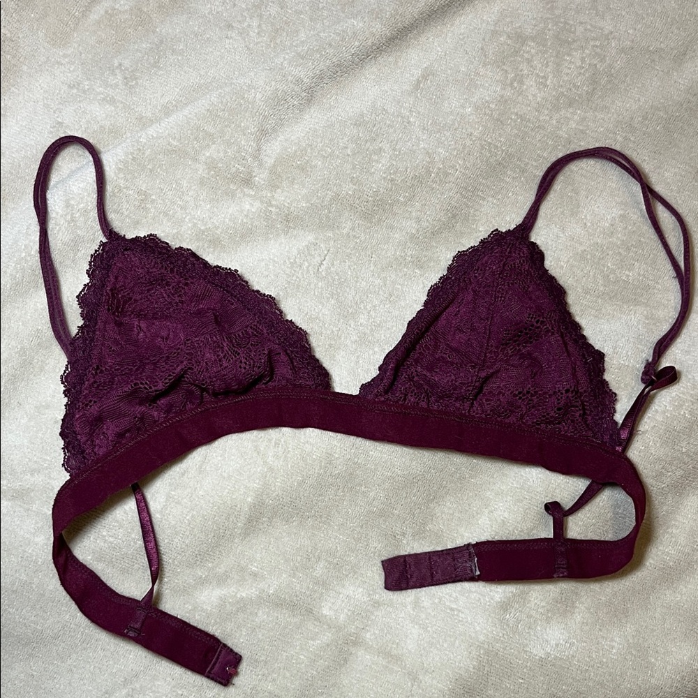 Elegant Lace Bralette in Deep Purple